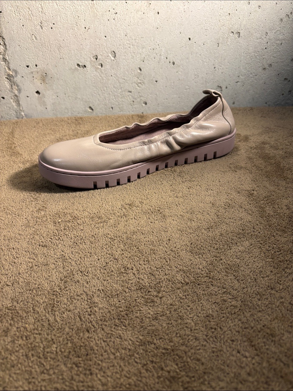 Vionic Soft Buff Uptown Ballet Flats - Size 9 - Picture 3 of 6